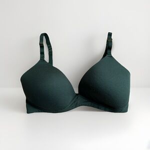 Lively Green T-Shirt Bra Smooth Molded Cups 36D No Underwire